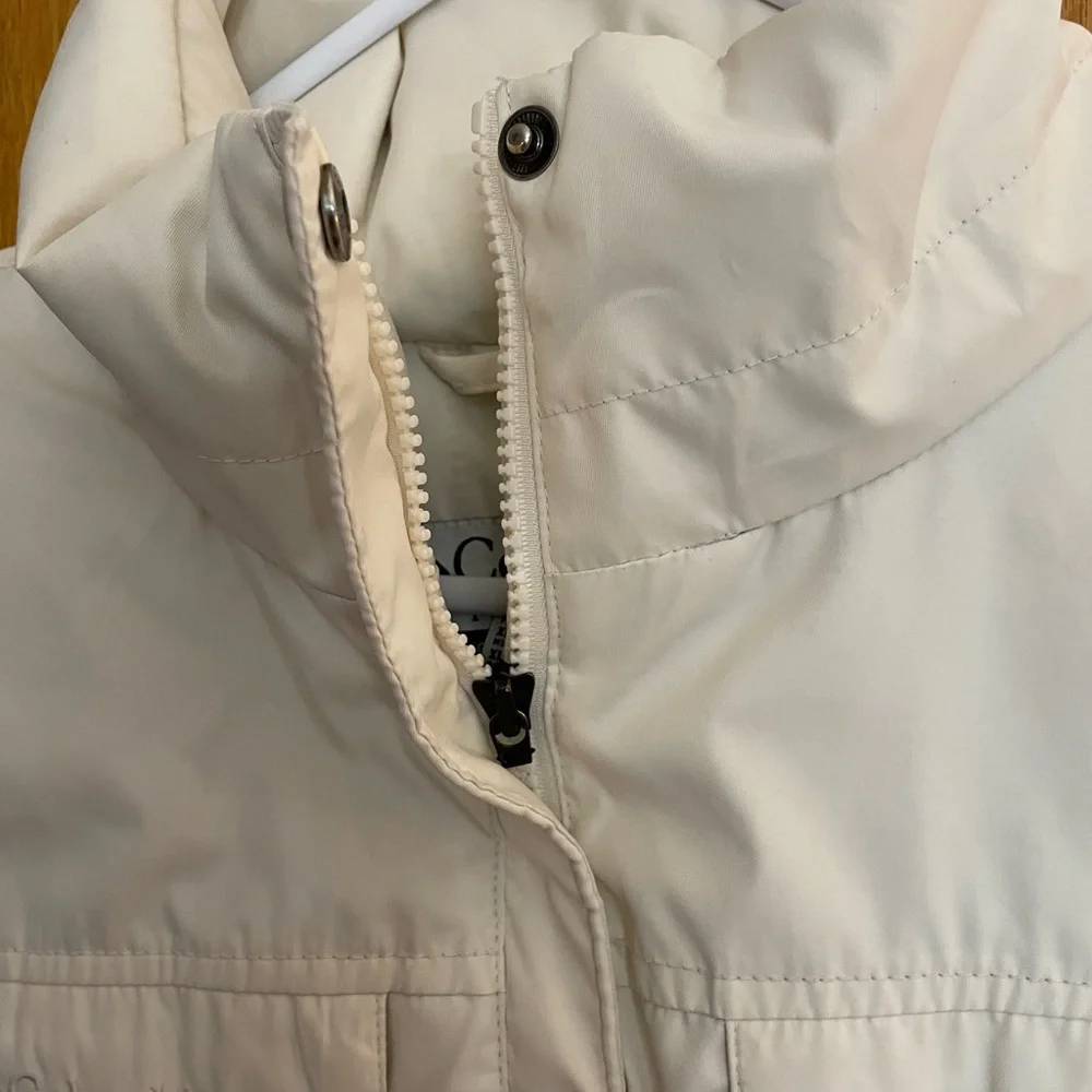 Columbia Sportwear Women's White Puffer Vest Women's XL - Picture 6 of 15